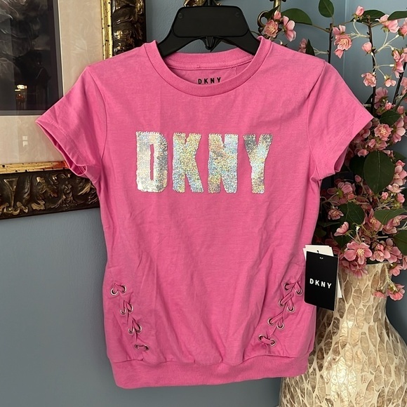 Brand New DKNY Pink Short Sleeved Top Reversible Sequins Braided Accents Shirt - Picture 1 of 14